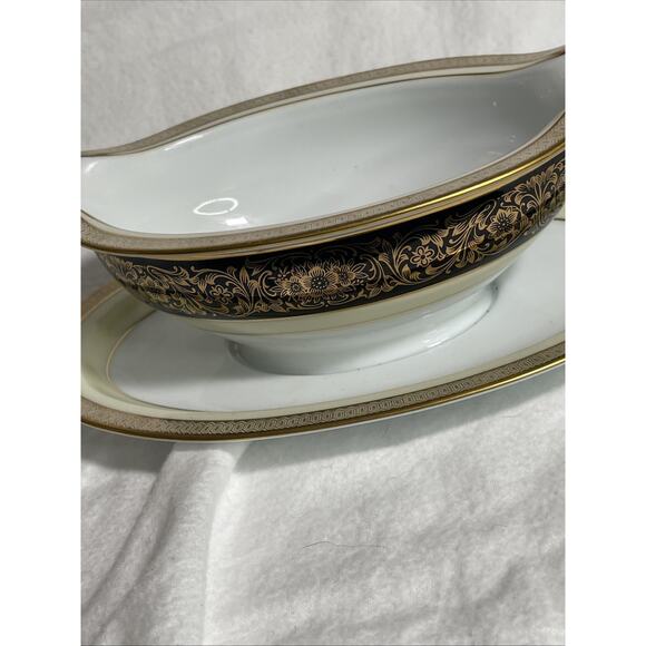GRAVY BOAT WITH UNDERPLATE Noritake “Vienna” - Picture 4 of 7